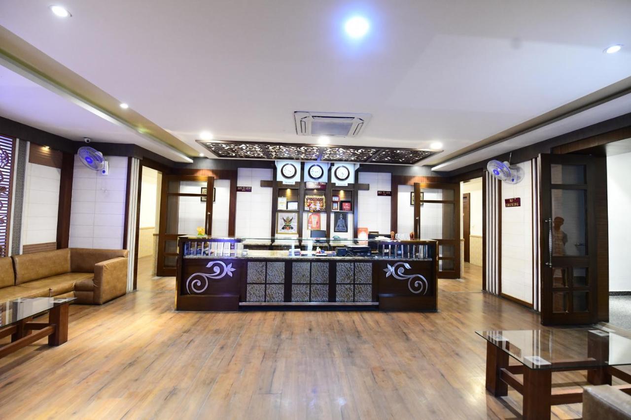 Hotel Jataka Inn Bodh Gaya Esterno foto