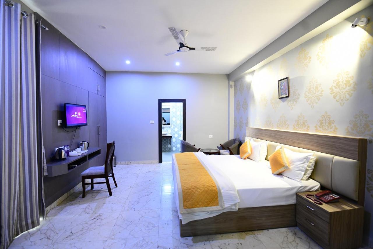 Hotel Jataka Inn Bodh Gaya Esterno foto