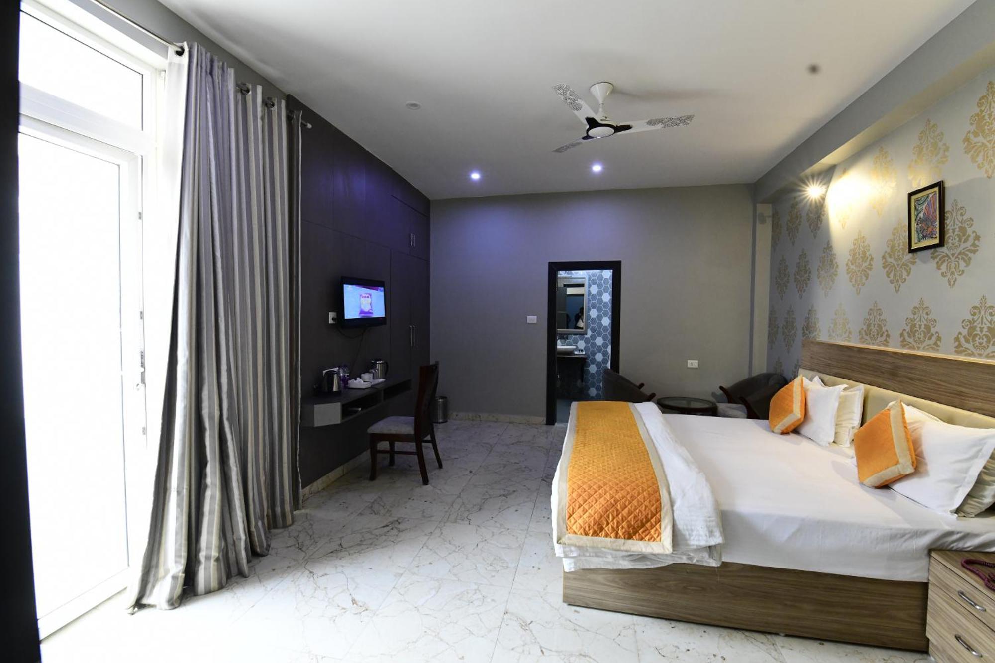 Hotel Jataka Inn Bodh Gaya Esterno foto