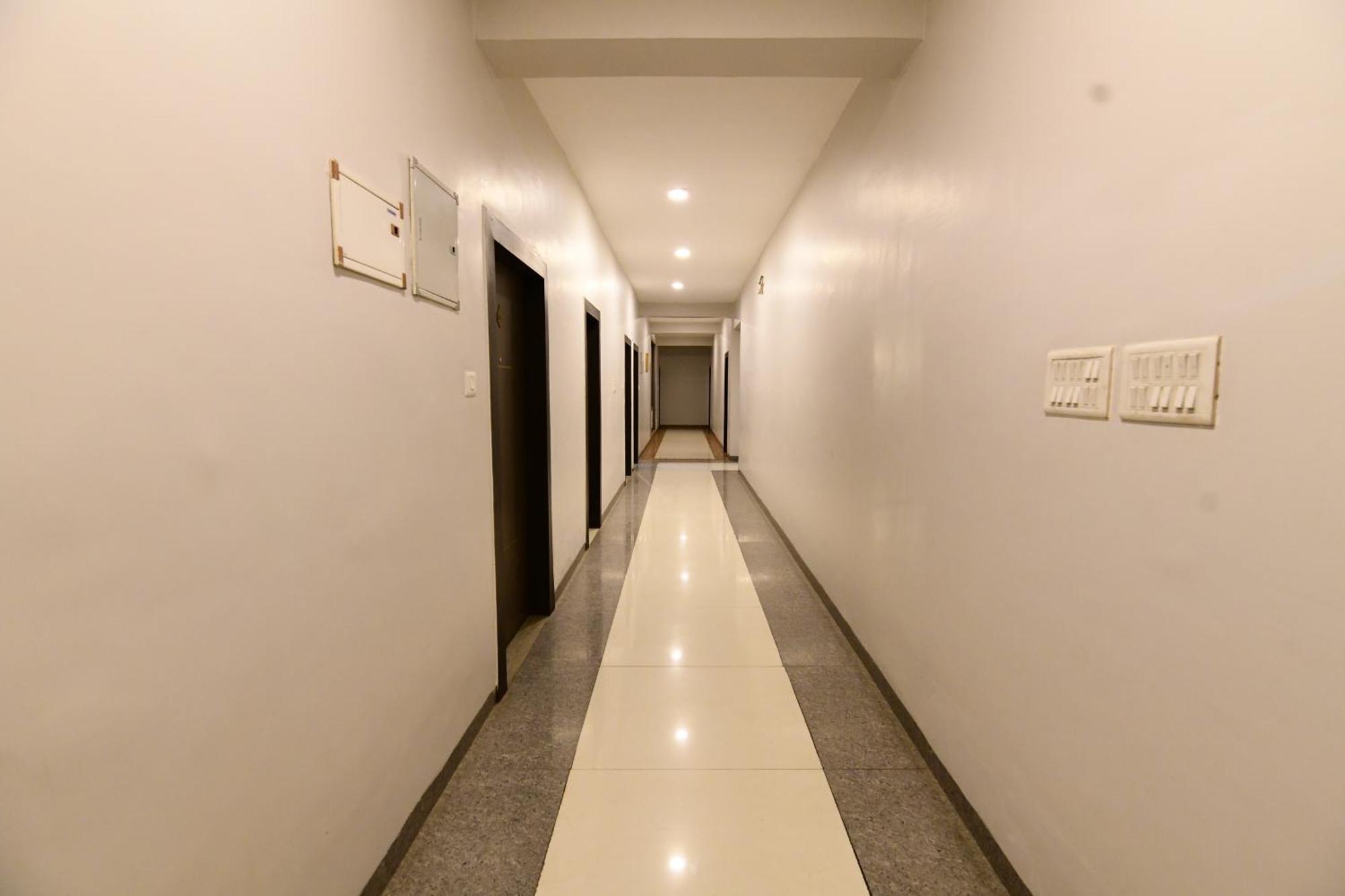 Hotel Jataka Inn Bodh Gaya Esterno foto